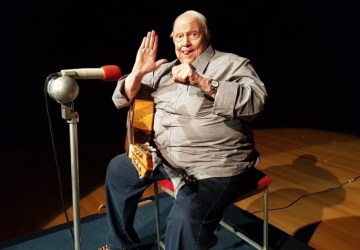 Morre Ary Toledo, um dos maiores humoristas do Brasil, aos 87 anos