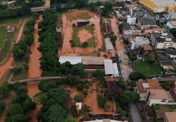 Chuvas deixam 25 mortos e mais de 50 cidades em situação de emergência em Minas Gerais