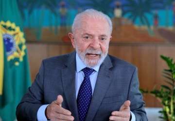 Lula lidera pesquisas para 2026, mesmo com alta rejeição